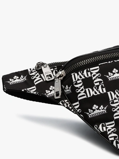 Shop Dolce & Gabbana Umhängetasche Mit Logo-print In Hny47 Black White