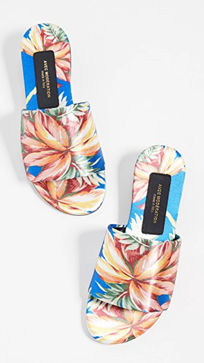 Shop Avec Modération Maui Open Toe Slide Sandals In Hawaii Tropical