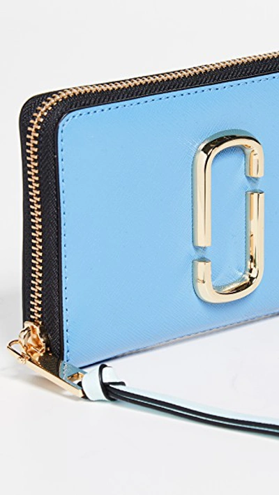 Shop Marc Jacobs Snapshot Small Standard Wallet In Aquaria Multi