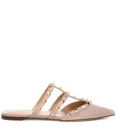 Valentino Garavani Rockstud Patent-leather Mule Woman Poudre 41.5 In Neutrals