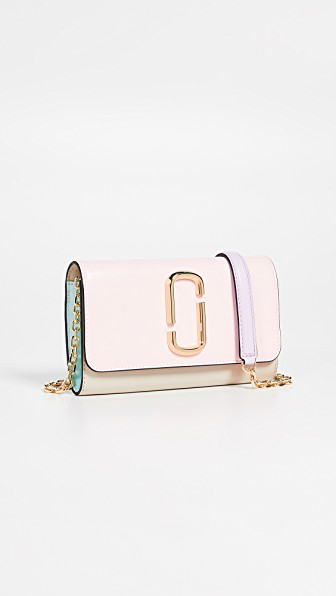 marc jacobs wallet chain