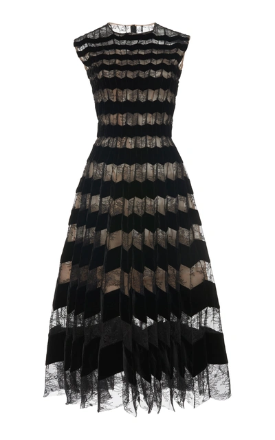 Shop Oscar De La Renta Pleated Velvet And Chantilly Lace Dress In Black