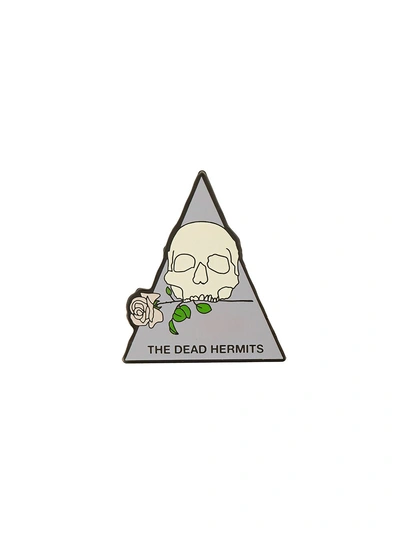 UNDERCOVER THE DEAD HERMITS PIN - 白色