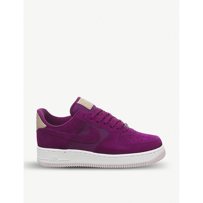 nike berry trainers