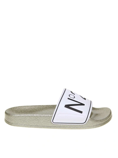 Shop N°21 N ° 21 Slippers Pool Slides In Rubber With Logo In White