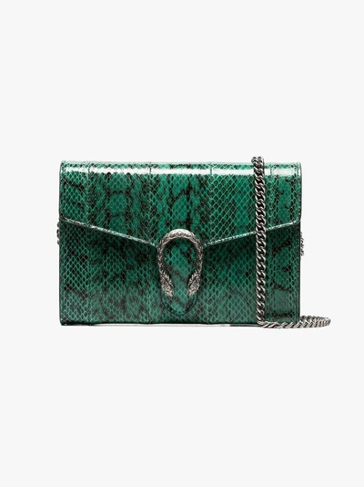 Shop Gucci Mini 'dionysus' Schultertasche Mit Schlangen-effekt In Green