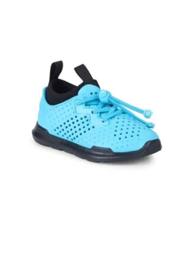 Shop Akid Chase Sneakers In Bright Blue