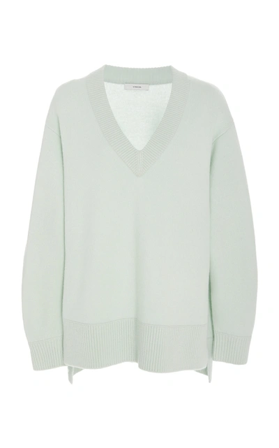 Shop Vince Oversized Ribbed-knit Cashmere Sweater In Green