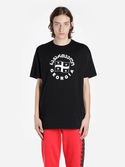 Shop Vetements T-shirts In Black & White