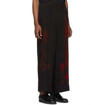 Shop Yohji Yamamoto Black And Red Print Trousers