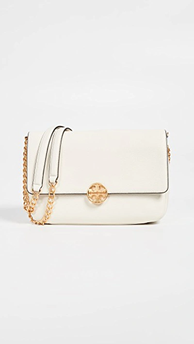 Shop Tory Burch Chelsea Chain Shoulder Bag In New Ivory