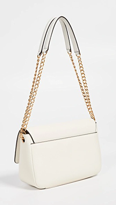 Shop Tory Burch Chelsea Chain Shoulder Bag In New Ivory
