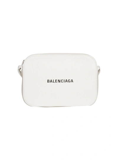Shop Balenciaga Everyday Camera S Bag In Bianco