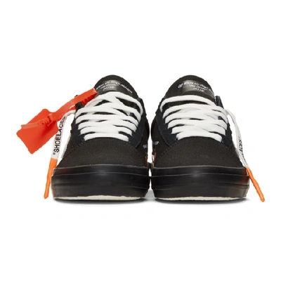 OFF-WHITE 黑色条纹硫化运动鞋