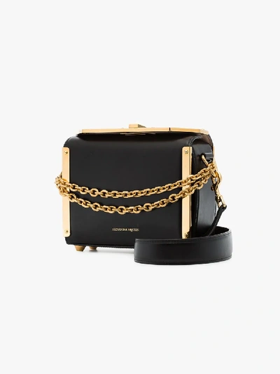 Shop Alexander Mcqueen Grosse Box-umhängetasche In Black