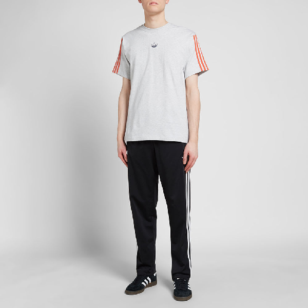 floating trefoil tee