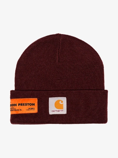 Shop Heron Preston X Carhartt Beanie Mit Logo In Bordeaux