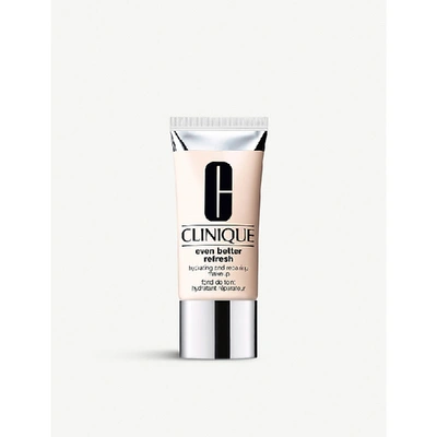 Shop Clinique Even Better Refresh™ Hydrating And Repairing Makeup In 0.75 Custard
