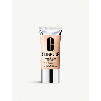 Shop Clinique Even Better Refresh™ Hydrating And Repairing Makeup In 28 Ivory
