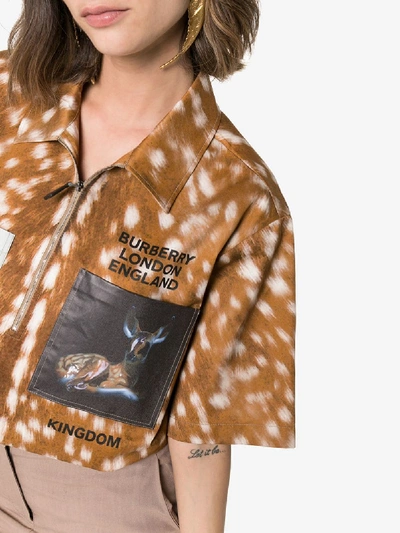 Shop Burberry Poloshirt Mit Bambi-print In 1004 Honey