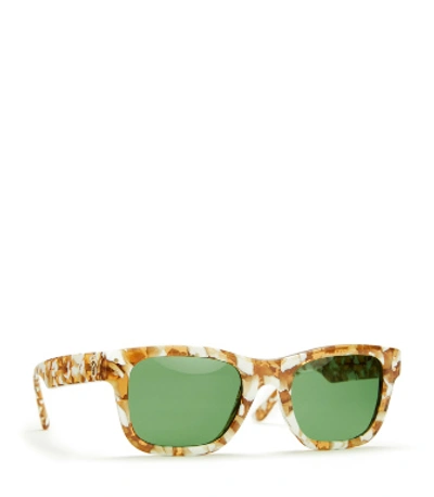Shop Tory Burch Buddy Sunglasses In Marbled Horn