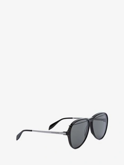 Shop Alexander Mcqueen Piercing Pilot Acetate Sunglasses In Black
