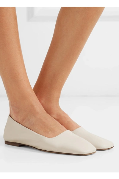 Shop Aeyde Beau Leather Ballet Flats In Cream