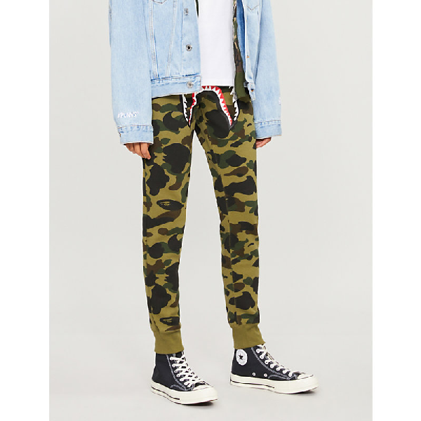 bape jogging bottoms