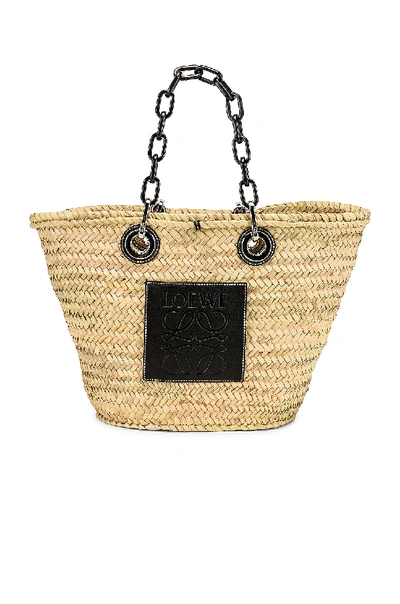 Shop Loewe Basket Chain Bag In Na In Natural & Black