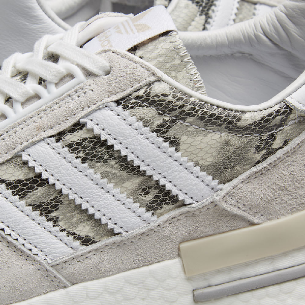 adidas zx 500 triple white