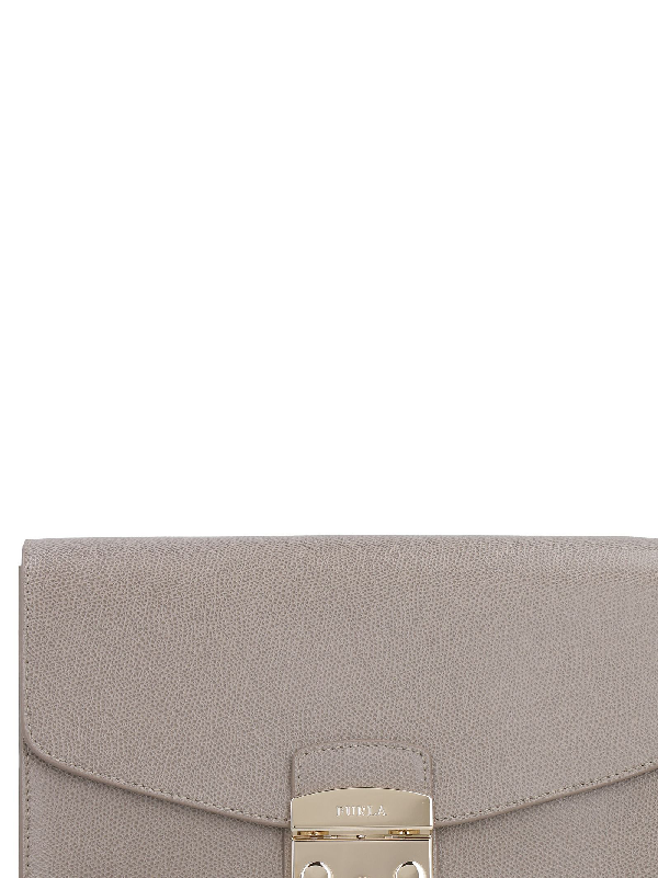 furla metropolis medium shoulder bag