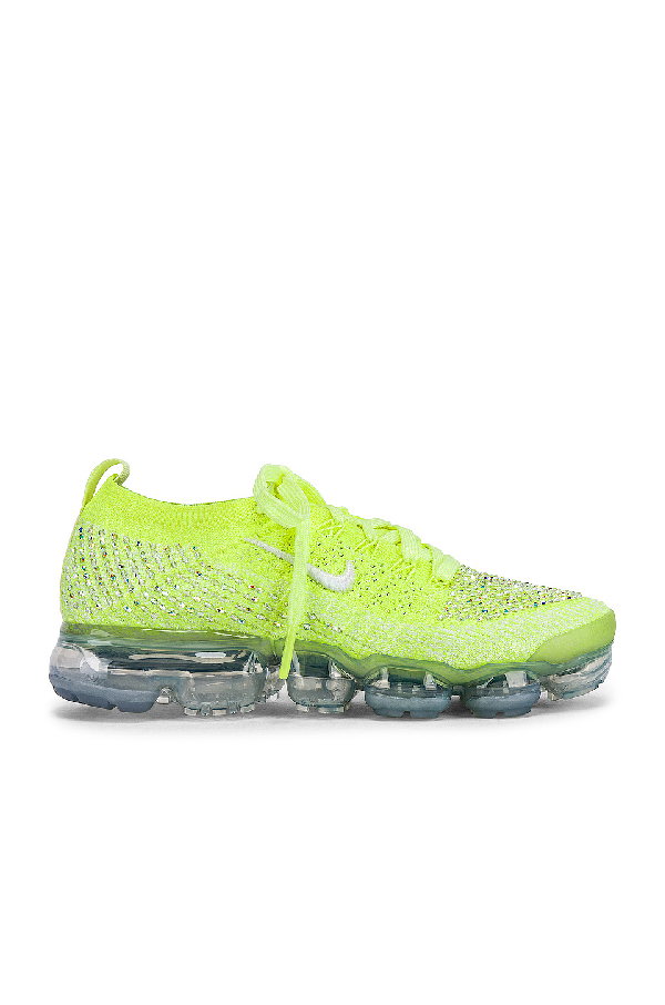 nike vapormax volt glow