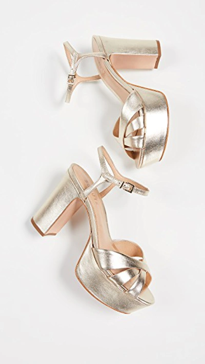 Schutz Keefa Platform Sandals In Platina