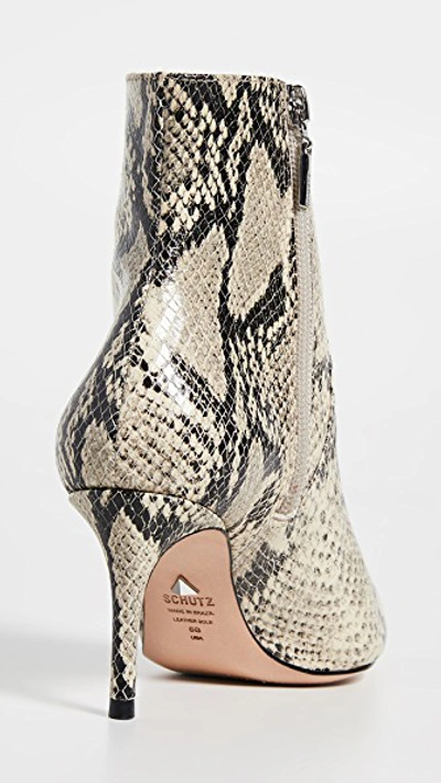 Schutz Bette Ankle Boots In Natural