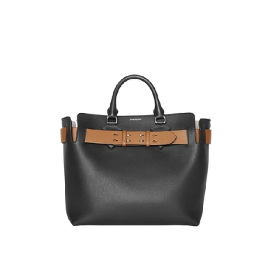Shop Burberry The Medium Leather Belt Bag In Black 2