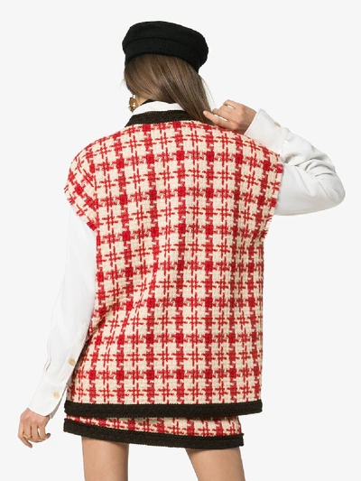 Shop Gucci Sleeveless Houndstooth-tweed Jacket In 6375 Red Natural White