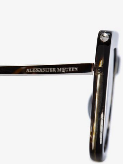 Shop Alexander Mcqueen Acetate Square Piercing Frame In Grey