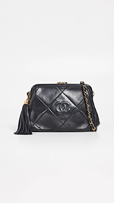 Chanel Tabatière Kiss Lock Bag - black leather - crossbody 2016 at