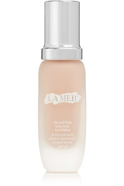 Shop La Mer The Soft Fluid Long Wear Foundation Spf20 - 120 Ivory, 30ml In Colorless