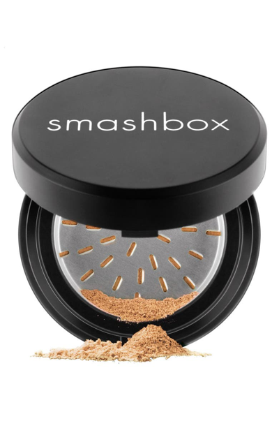 Shop Smashbox Halo Hydrating Perfecting Mineral Powder Foundation In Light/medium