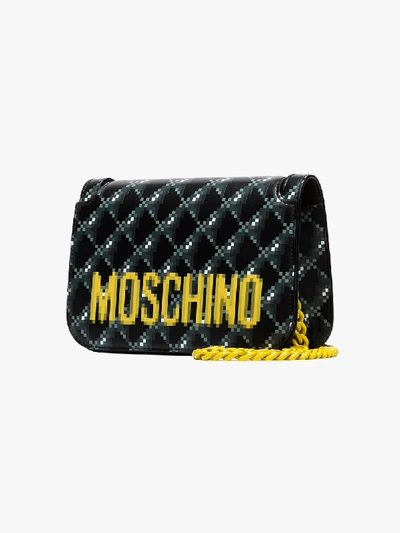 Shop Moschino Schultertasche Mit Logo-print In Black