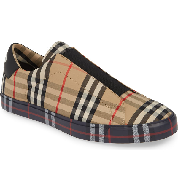 burberry slip on