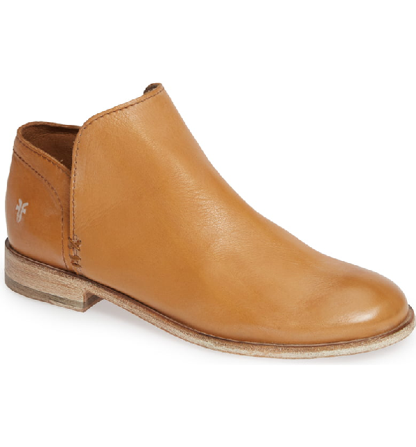 elyssa bootie frye