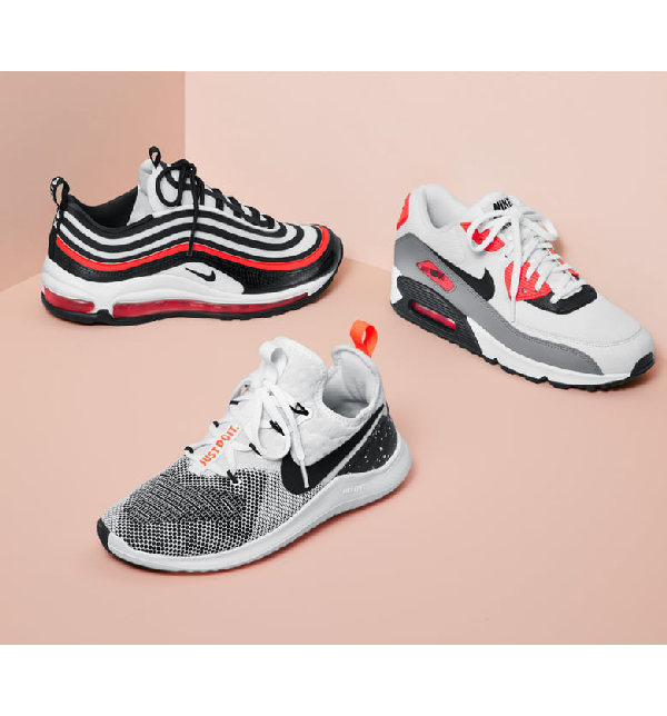 Nike Free Flyknit Colorblock Trainer Sneakers In Black