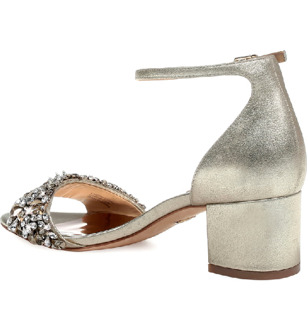 badgley mischka vega ii metallic sandal
