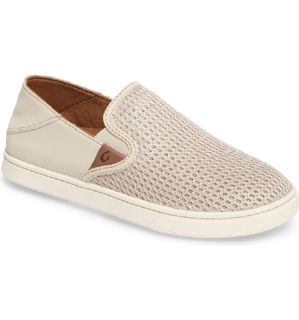 olukai slip on