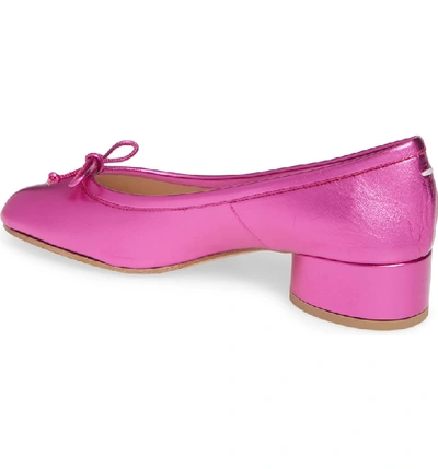 Shop Maison Margiela Tabi Pump In Fuschia