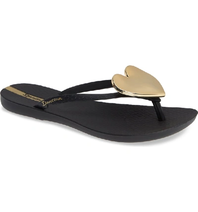 Shop Ipanema Wave Heart Flip Flop In Black/ Gold