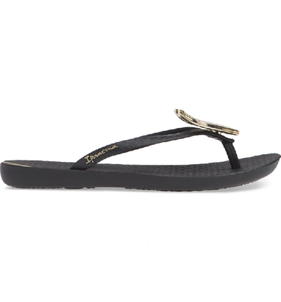 Shop Ipanema Wave Heart Flip Flop In Black/ Gold