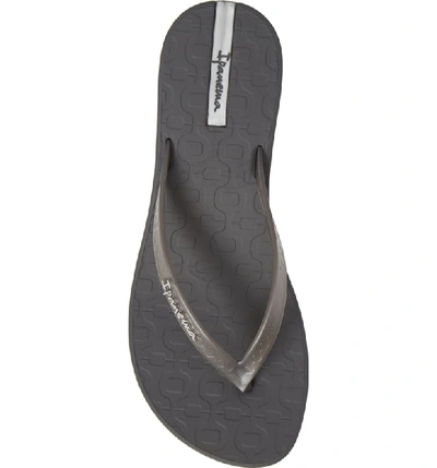 Shop Ipanema Daisy Wedge Flip-flop In Grey/ Silver